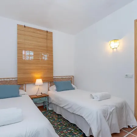 Alconada Casa De Playa Holiday home *