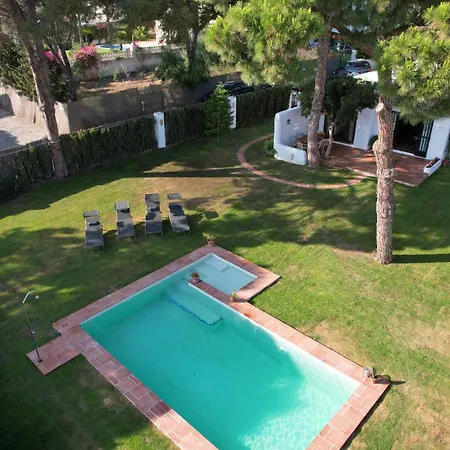 Alconada Casa De Playa Holiday home Marbella