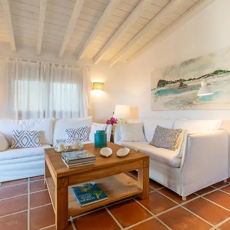 Alconada Casa De Playa * Marbella